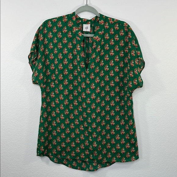 Cabi Green Floral Women's Top Blouse style #3252‎ Size Medium - Picture 2 of 10